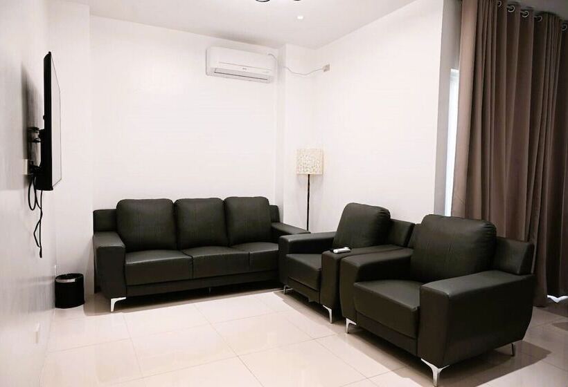 J&v Hotel And Resort