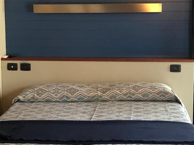 بنسيون Room In Guest Room   Bright And Spacious Double Room