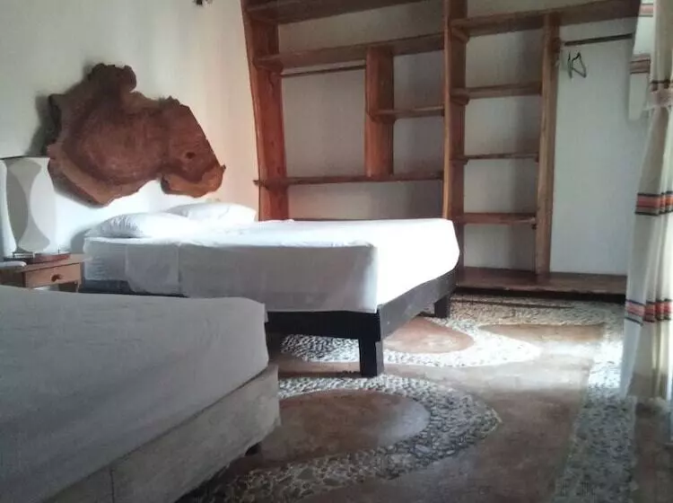 ペンション Casa Lasibe