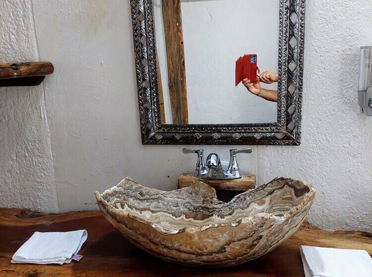 بنسيون Casa Lasibe