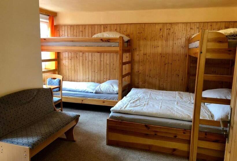 بنسيون Penzion Corso