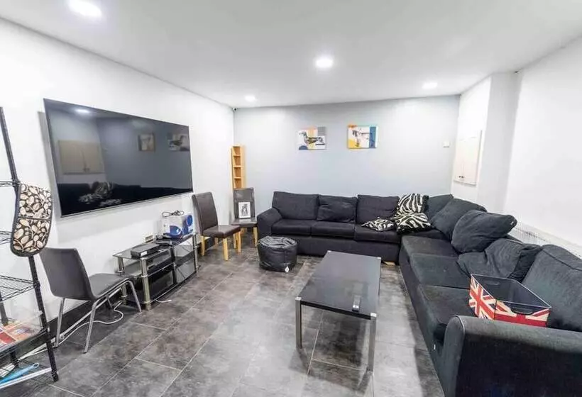 Residenssi Cosy Room Walking Distance To The City