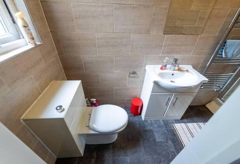 레지던스 Cosy Room Walking Distance To The City