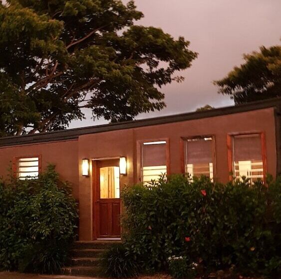 אתר נופש Sacred Garden Fiji