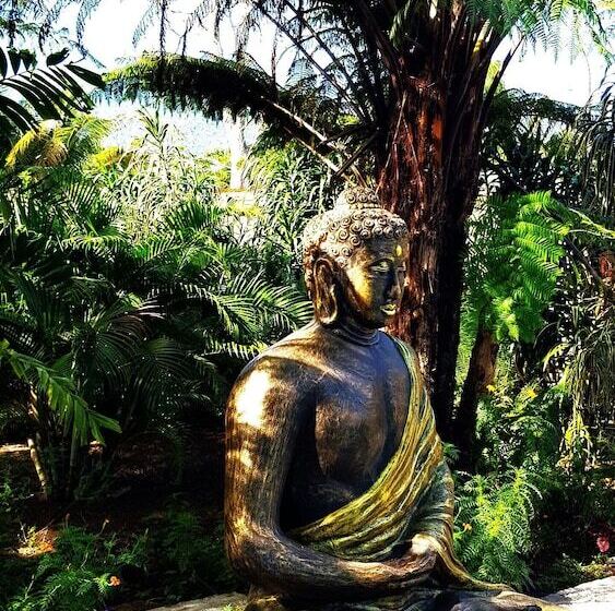 אתר נופש Sacred Garden Fiji