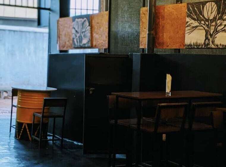 تختخواب و صبحانه All Star Bar Bed And Grill