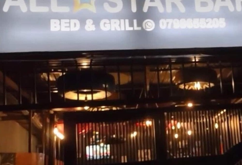 تختخواب و صبحانه All Star Bar Bed And Grill