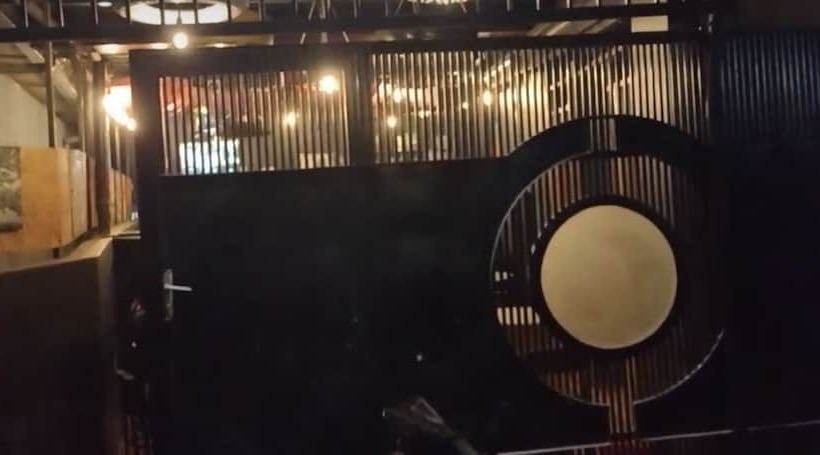 تختخواب و صبحانه All Star Bar Bed And Grill