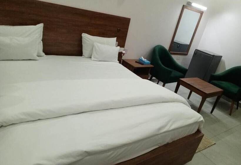 住宿加早餐  Ally Ngali Motel