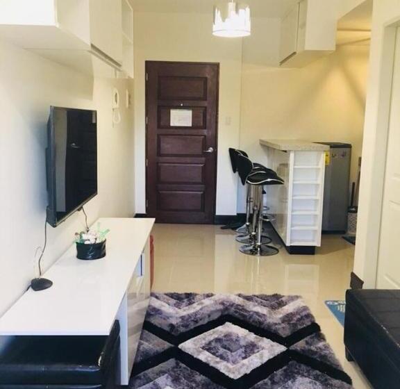 تختخواب و صبحانه Condo In Cebu