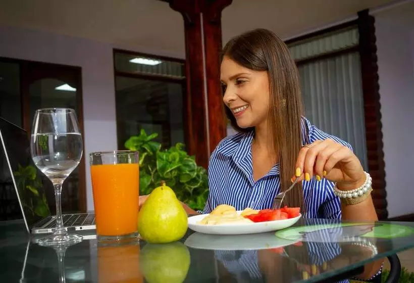 Hotelli Alma De Luna