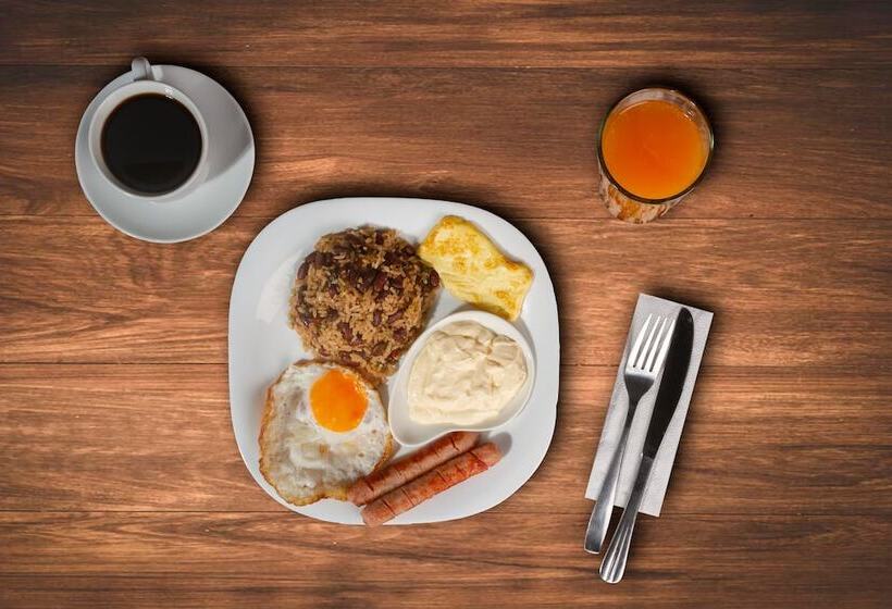 فندق Alma De Luna