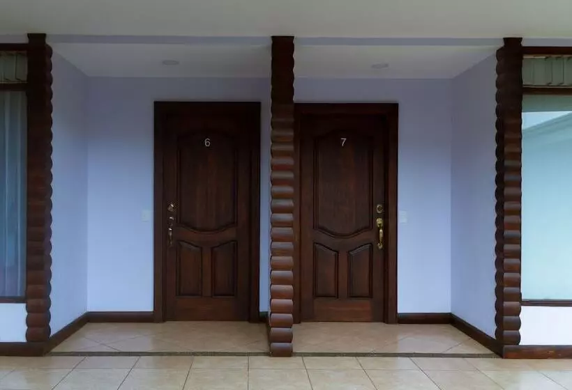 Hotelli Alma De Luna