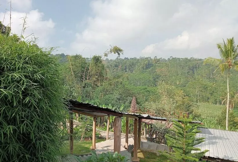 Hotelli Chalet Bromo Lounge & Lodge