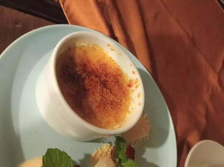 Hotelli Chalet Bromo Lounge & Lodge