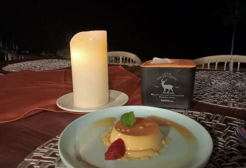 فندق Chalet Bromo Lounge & Lodge