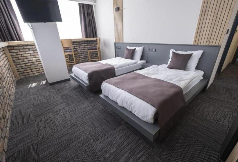 בית מלון כפרי Dewy