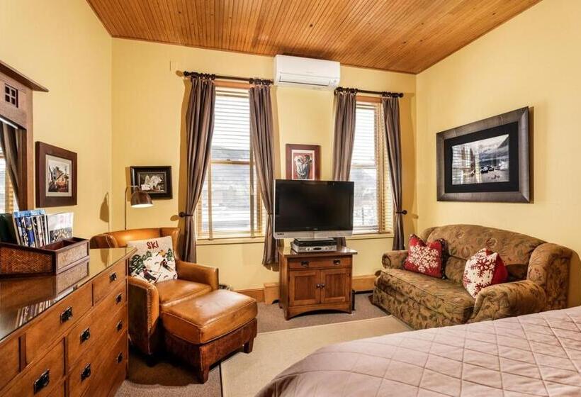 Independence Square Unit 309, Downtown Hotel Room With A/c In Aspen, Wet Bar & More