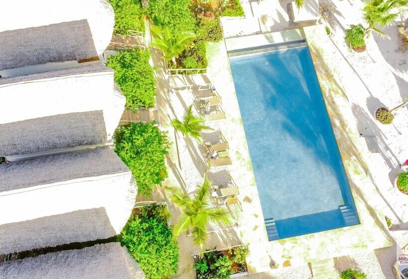 בית מלון כפרי Jabali Bungalows Lodge