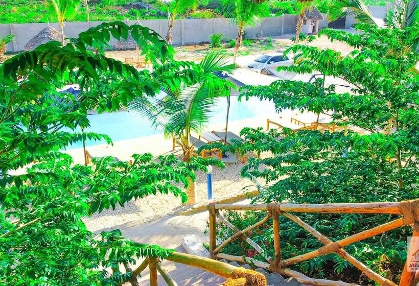 בית מלון כפרי Jabali Bungalows Lodge