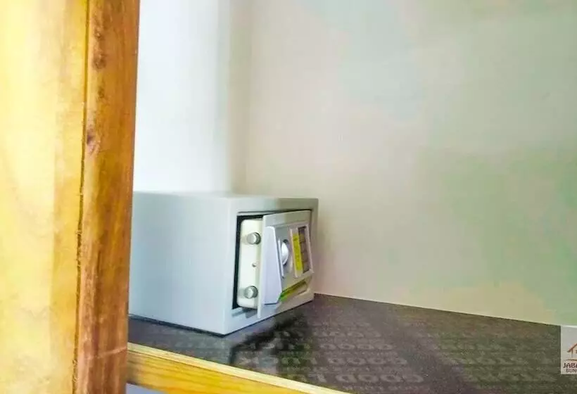 Hotelli Jabali Bungalows Lodge