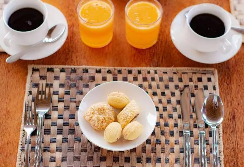 Hotelli Jabali Bungalows Lodge