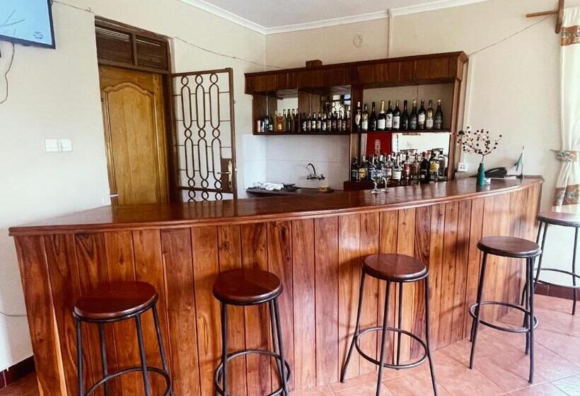 酒店 Maktau Mountain Lodge