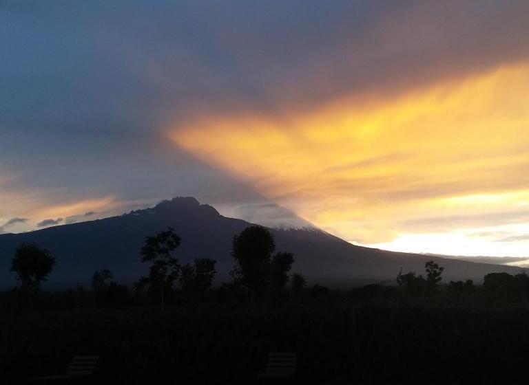 酒店 Maktau Mountain Lodge