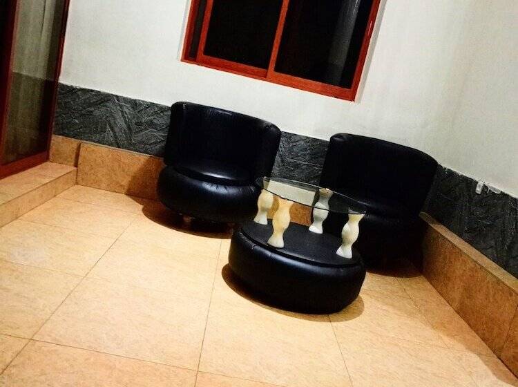 هتل Kigali Fantastic Homes