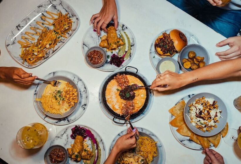 فندق San Felicin Hostel