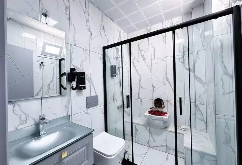 ホテル Teker Luxury