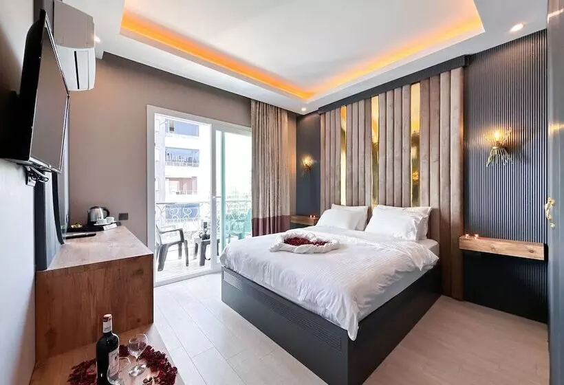 ホテル Teker Luxury