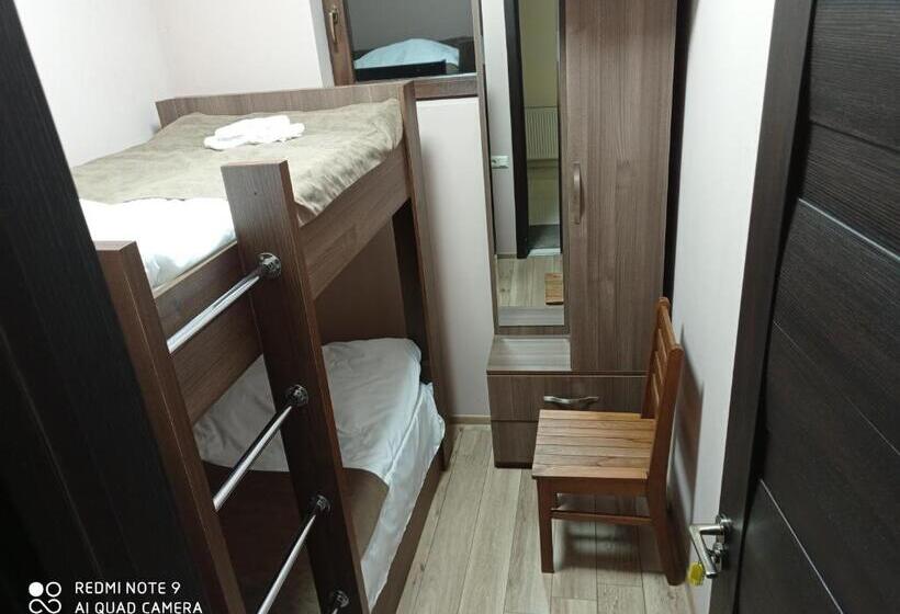 בית מלון כפרי Tradition