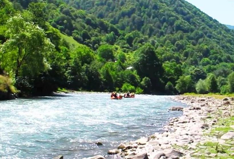 בית מלון כפרי Tradition