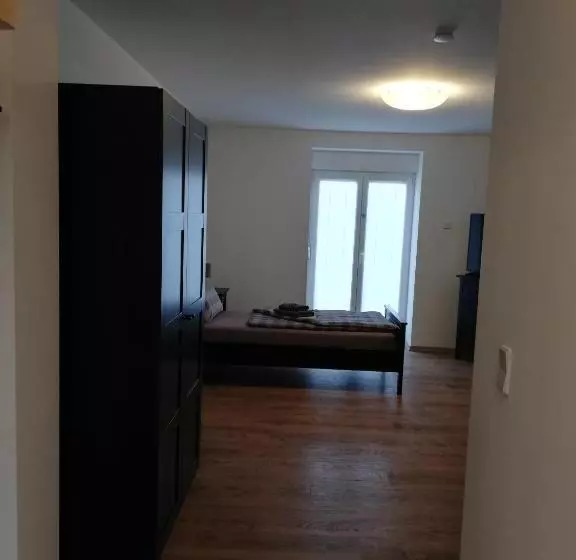 ペンション Apartmenthaus Mehrow
