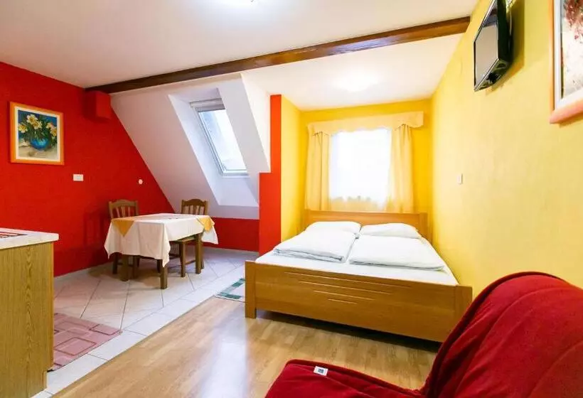 پانسیون Gostišče Vančar