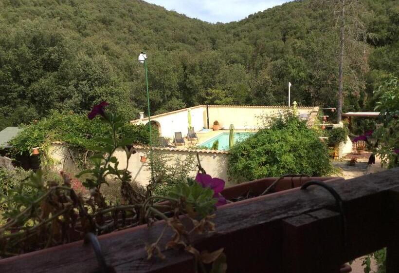 Пансион Les Jardins De Valaurie