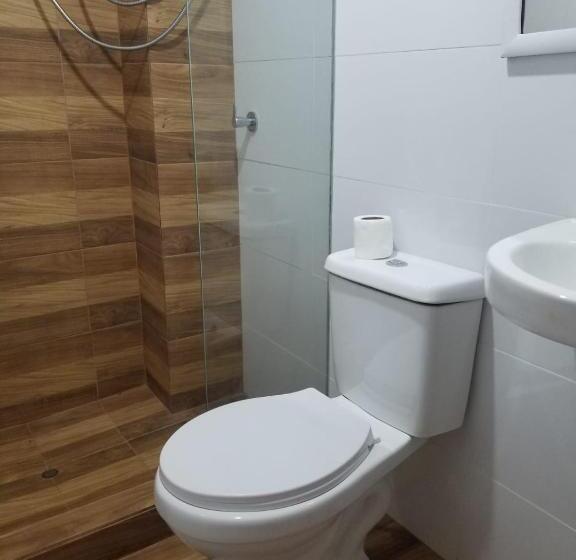 بنسيون Malu House   Peru   Lima