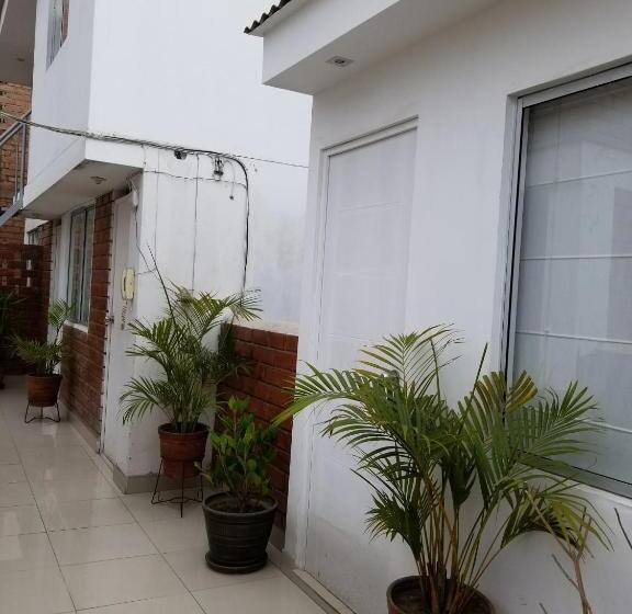 بنسيون Malu House   Peru   Lima