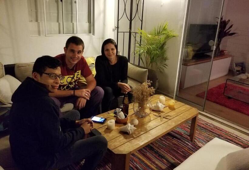 بنسيون Malu House   Peru   Lima