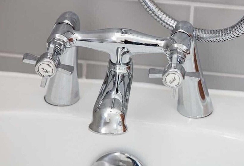 Пансион Maxwelston Farmhouse