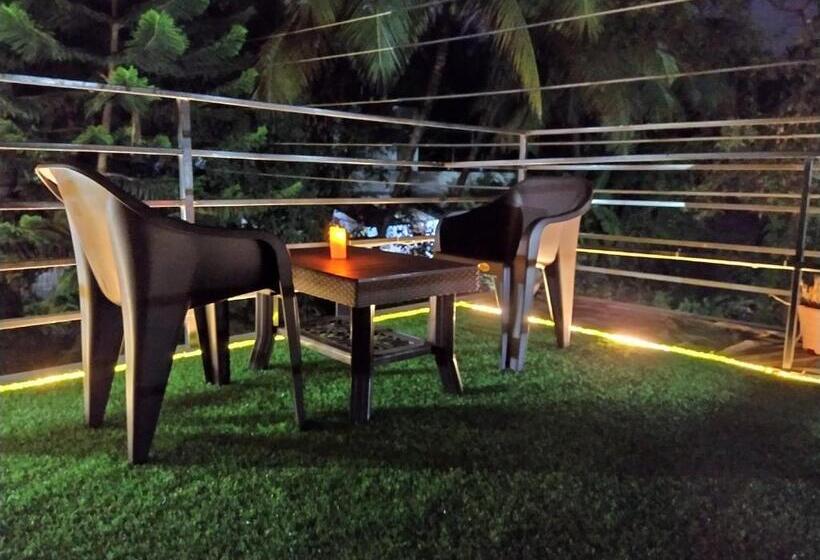 פנסיון Mhatre S Guest House