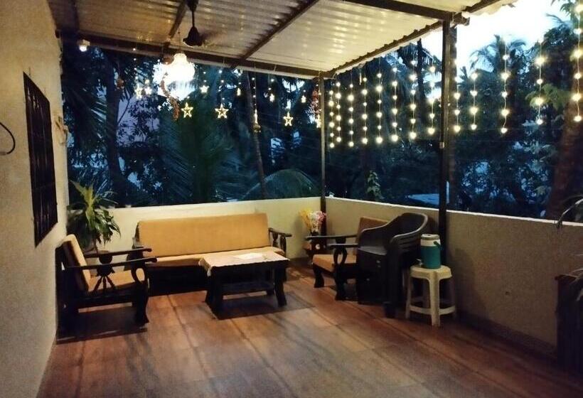 פנסיון Mhatre S Guest House