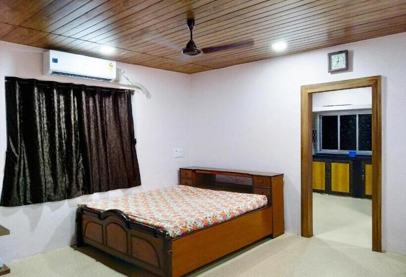 פנסיון Mhatre S Guest House