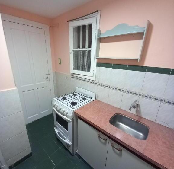 پانسیون Monoambientes La Perla