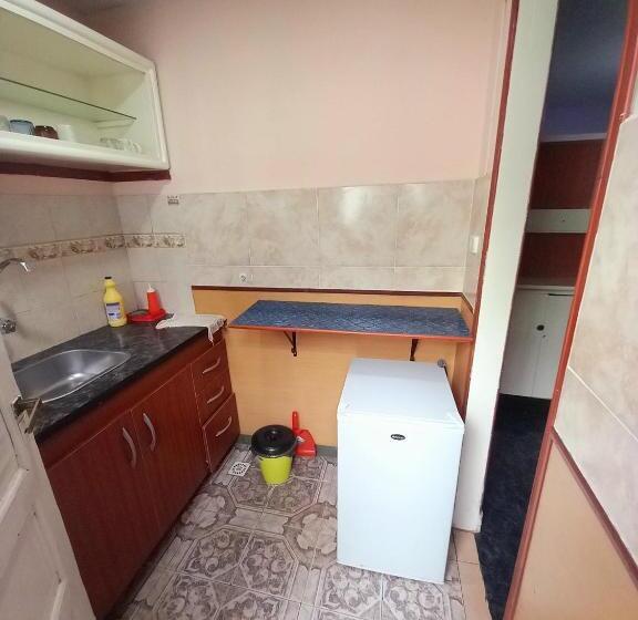 پانسیون Monoambientes La Perla