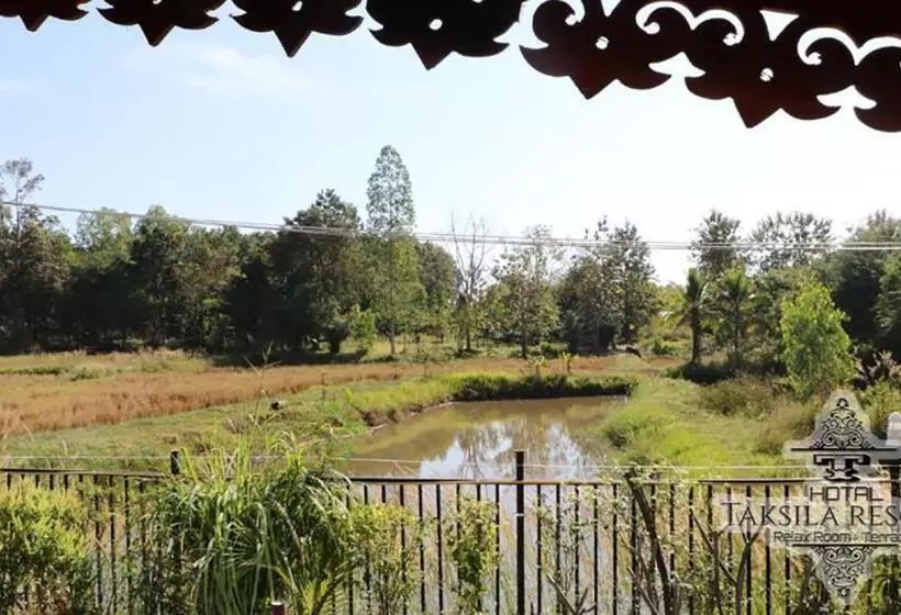 ペンション Taksila Resort ฏักร์ศิลารีสอร์ท