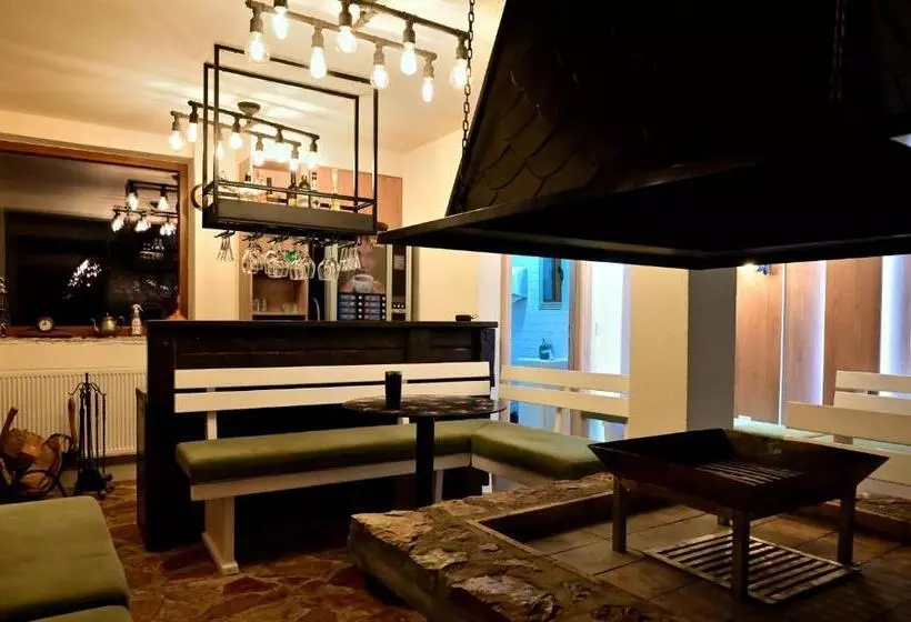 پانسیون Vila Danica