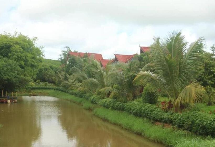Phum Khmer Resort