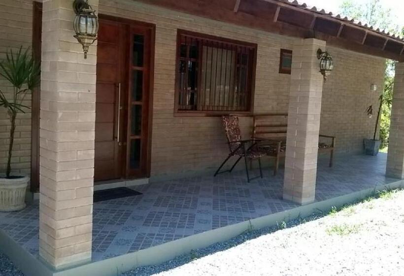 הוסטל Pousada Punta Cana